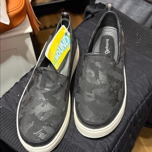 BareTraps Black Camouflage Slip-Ons